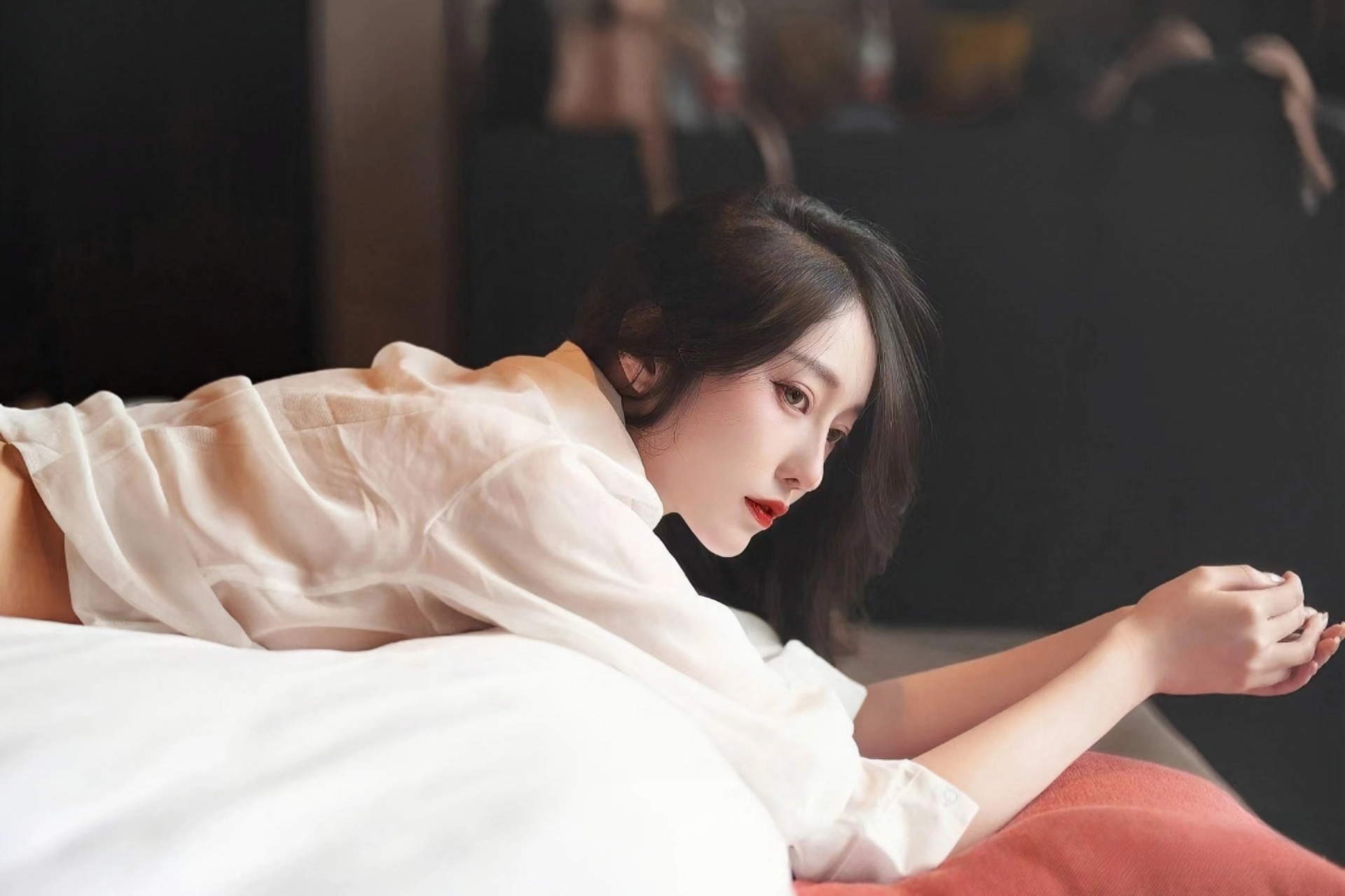 提前35天破千亿件，快递“提速”传递哪些信号？